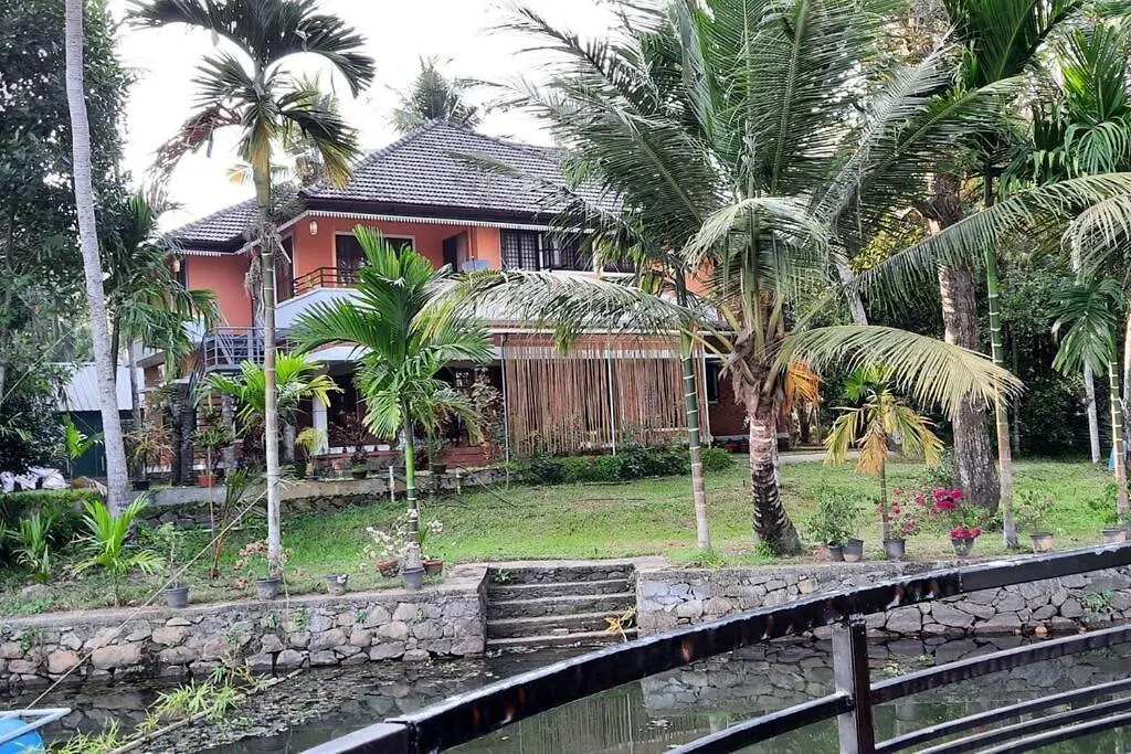Сasa de vacaciones Joan'S Homestay Near Kumarakom Vaikom